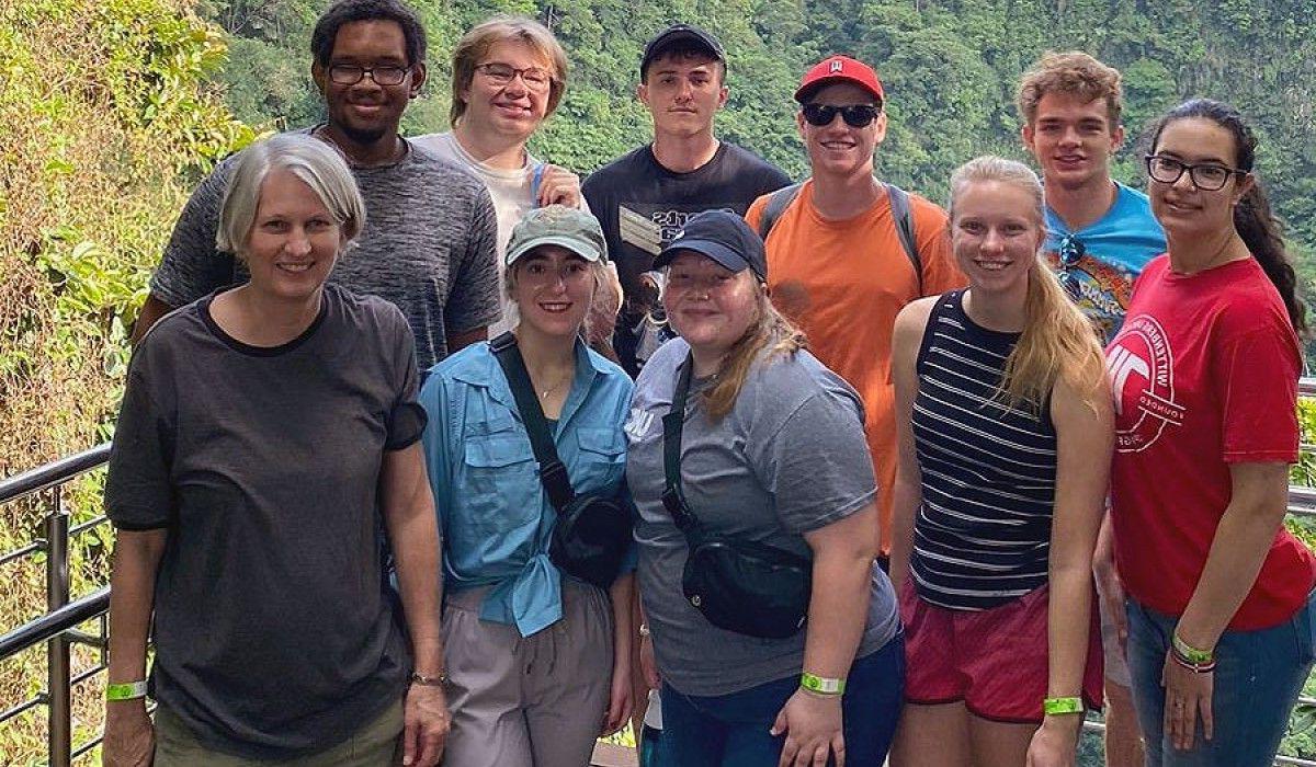 Wittenberg Students in Costa Rica